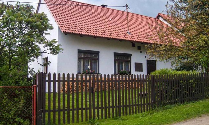 Kolinec House | Family-Friendly Holiday Home with Ocean View & Spa Access