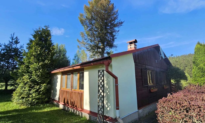 Chodovska Hut House | Elegant Holiday Home with Terrace in Prime Location
