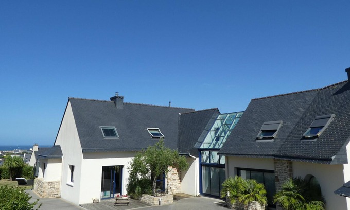 Plouarzel House | Holiday home with indoor pool, jacuzzi and sauna, Plouarzel