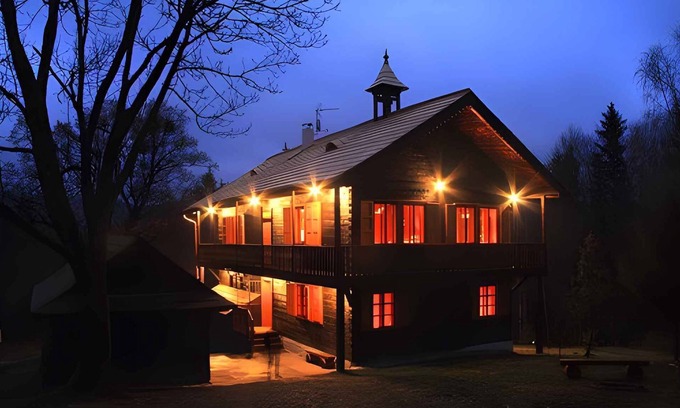 Chvalcov House | Holiday home with whirlpool and sauna