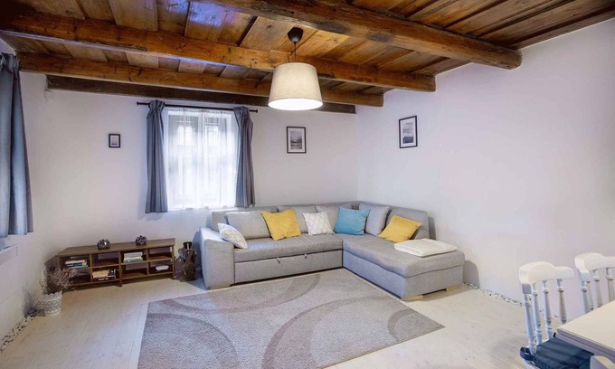 Sukoro House | Relaxing Holiday Home with WLAN and Ocean View Amenities