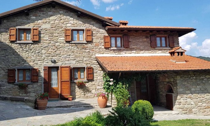 Chiusi della Verna House | Discover La Sala Vecchia in Foreste Casentinesi Park