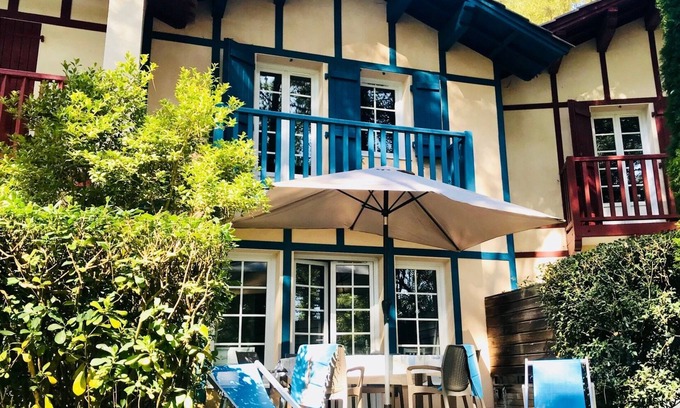 Moliets-et-Maa House | Discover Holiday House: Oceanfront Pool & Golf Retreat