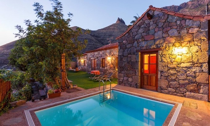 Agaete House | Cozy Holiday House Agaete: Private Pool & Family-Friendly