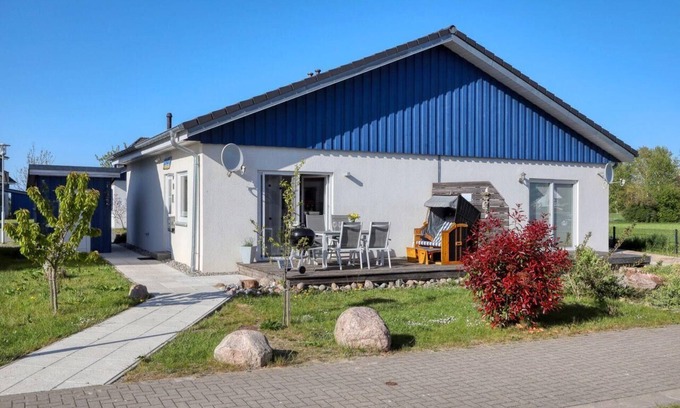Altefaehr House | Discover Holiday House Altefähr: Ideal for Families & Groups