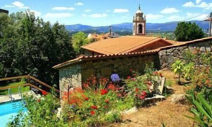 Caldelas House | Holiday house Amares for 1 - 8 persons with 4 bedrooms - Holiday home