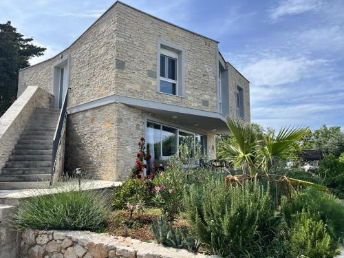 Iz House | Holiday house Anna
