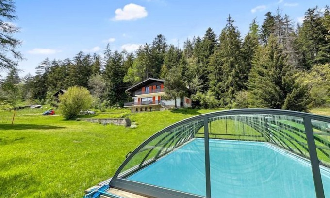Arbaz House | Inviting Holiday House Arbaz: Perfect for Families & Groups