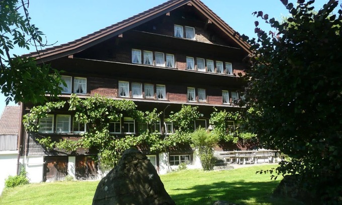 Hemberg House | Ideal Holiday House Bächli for Groups with Great Amenities