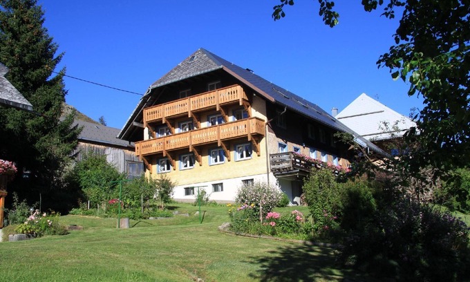 Bernau House | Spacious Holiday House Bernau for Large Groups, Child-Friendly