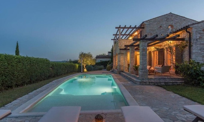 Buzet House | Inviting Holiday House Buzet for Families and Groups