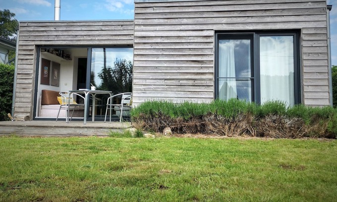 Loissin House | Beachfront Getaway - BlueNote Loissin with Ocean View