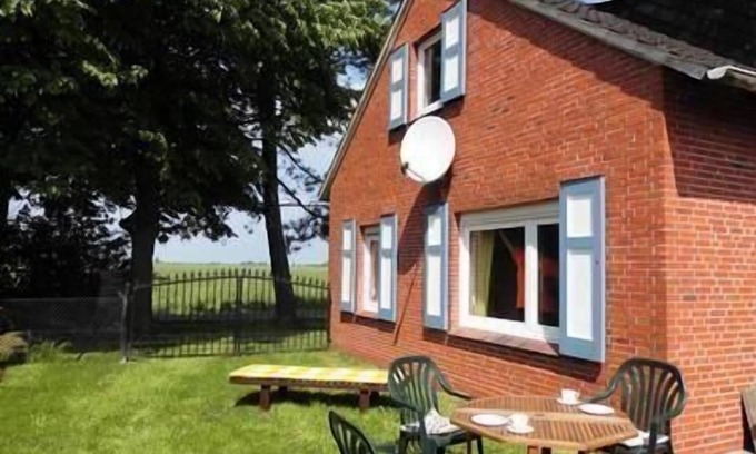 Bunde House | Cozy Holiday House Dollart: Ideal for Families & Pets