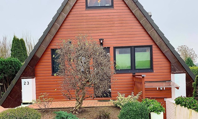 Bunsdorf House | Cozy Holiday House in Bünsdorf for 4 Guests, Rated 10/10