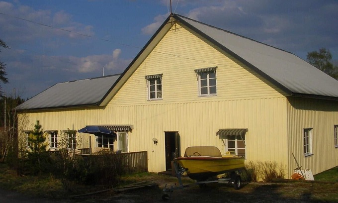 Hogsater House | Comfortable Holiday House Högsäter for Groups of 15
