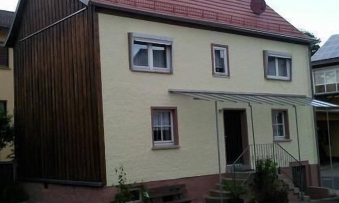 Heinrichsthal House | Cozy Holiday House Heinrichsthal for Families with Breakfast