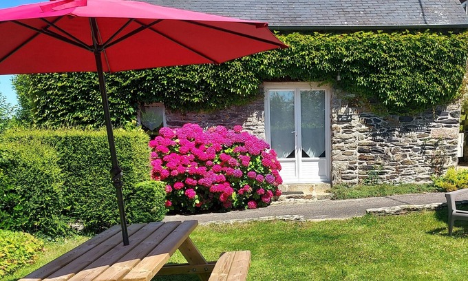 Saint-Segal Cottage | Cozy Holiday House in Finistère - Guest Rated 9.8