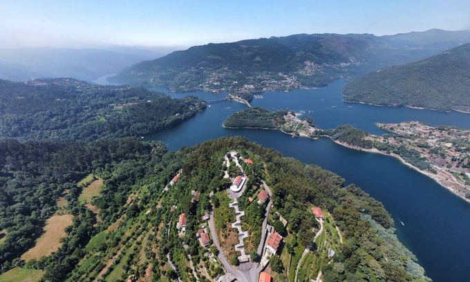 Cova House | Discover Gerês: Scenic Holiday House with Pool & Spa