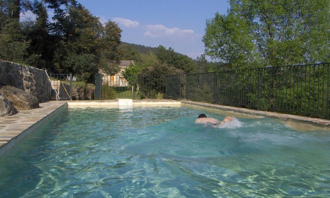 Malbosc House | Inviting Holiday House in Cévennes with Pool Near Lozère