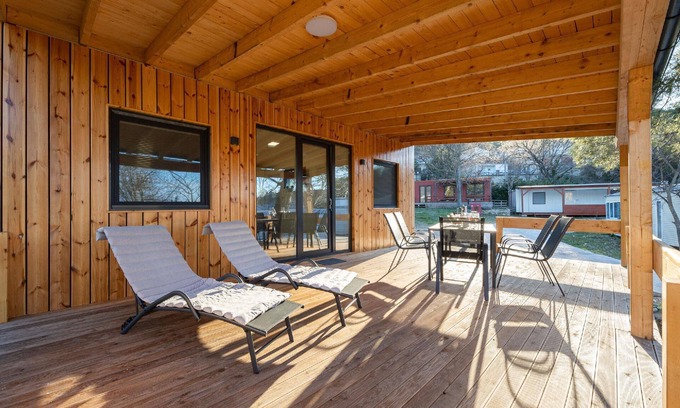 Donji Karin House | Cozy Holiday House Karin: Family-Friendly with Pool & More