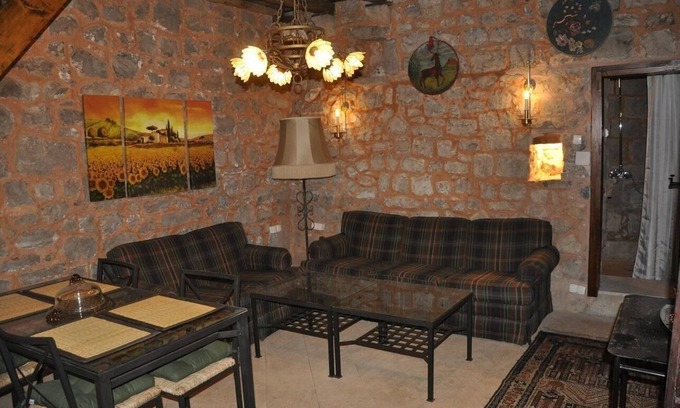 Klinci House | Pet-Friendly Holiday House Kumbor for Up to 4 Guests