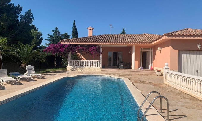 Les Tres Cales House | Holiday house L'Ametlla de Mar for 1 - 12 persons with 5 bedrooms - Holiday home