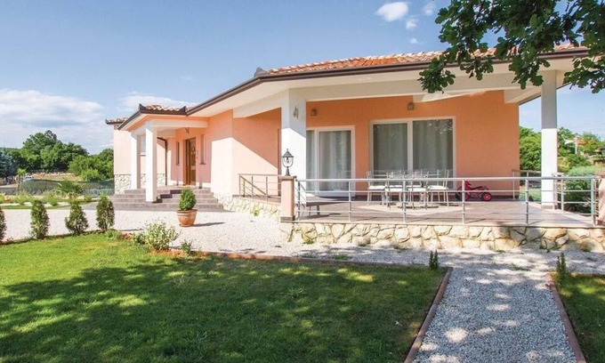 Marceljani House | Spacious Holiday House Labin for Families with Pool