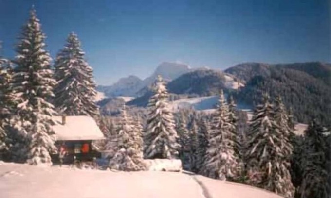 Les Paccots Ski Chalet | Holiday house Les Paccots for 1 - 5 persons with 3 bedrooms - Holiday house