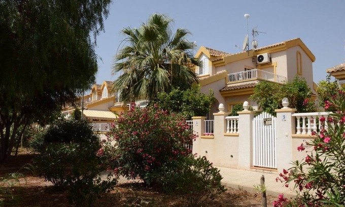 El Algar House | Cozy Twin House in Los Urrutias with Pool & Family Amenities