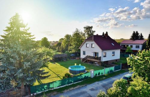 Malsice Villa | Highly Rated Holiday House Malšice with Family-Friendly Amenities