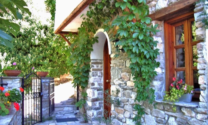 Kazaviti House | Cozy Holiday House Ormos Prinou for Perfect Getaways
