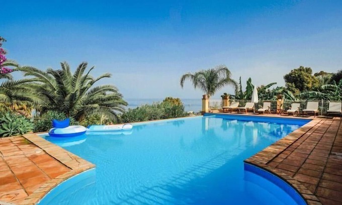 Patti House | Comfortable Holiday House Patti: Ideal for Families & Groups