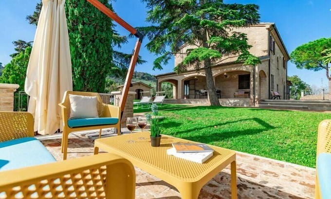 Pesaro House | Spacious Holiday House in Pesaro for Families and Friends