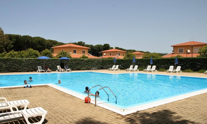 Contrada Difesa I House | Cozy Holiday House in Pizzo with Ocean View & Pool