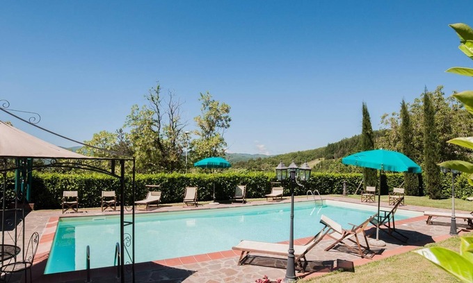 Pratovecchio House | Family-Friendly Holiday House in Pratovecchio with Pool