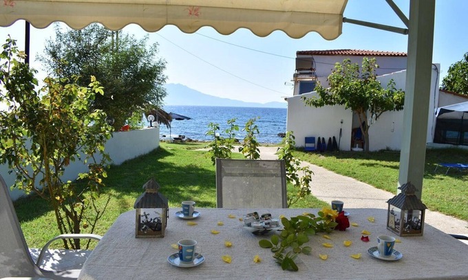 Kolymbari House | Cozy Holiday House Ravdoucha for Families with Pet-Friendly Amenities