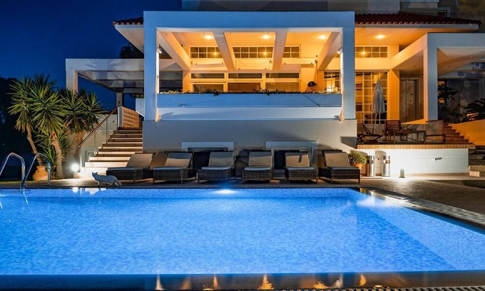Petaloudes House | Spacious Rodos Holiday House with Private Pool for Families