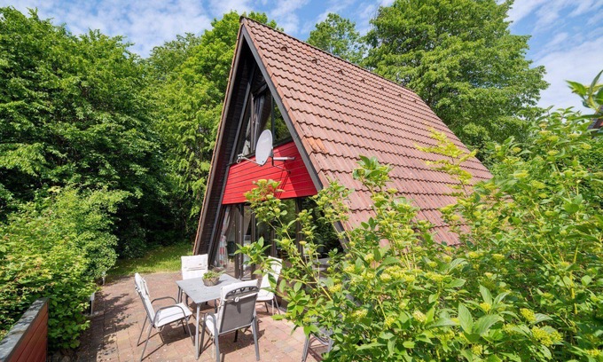 Machtlos House | Cozy Holiday House Ronshausen for Family Getaways