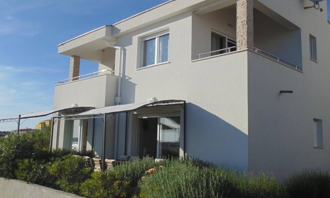 Rtina House | Family-Friendly Holiday House Rtina with 3 Bedrooms