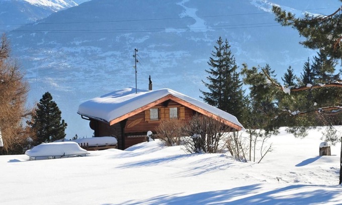 Chandolin-près-Savièse Ski Chalet | Cozy Holiday House Savièse for Your Perfect Getaway