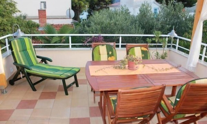 Zaboric House | Guest Rated: Holiday House Sibenik with Family-Friendly Amenities