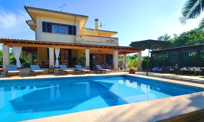 Sa Cabaneta House | Spacious Holiday House Son Sardina with Pool for 8 Guests