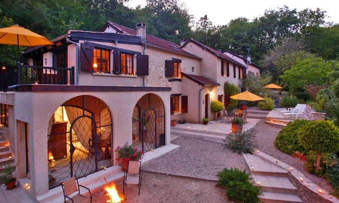 Souillac House | Cozy Holiday House Souillac with Pool & Family Amenities