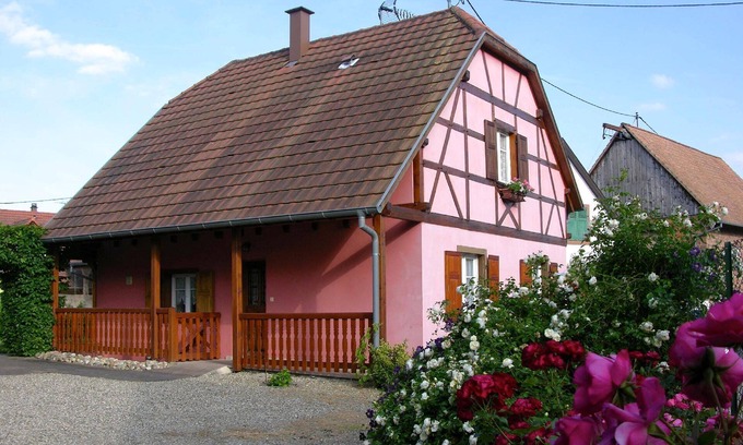 Stotzheim House | Comfortable Holiday House Stotzheim for Families and Pets