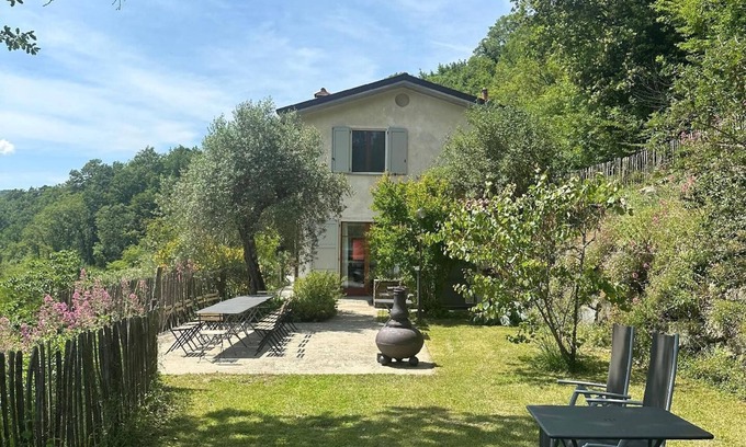 Tresana House | Spacious Holiday House Tresana for 14 with Private Pool