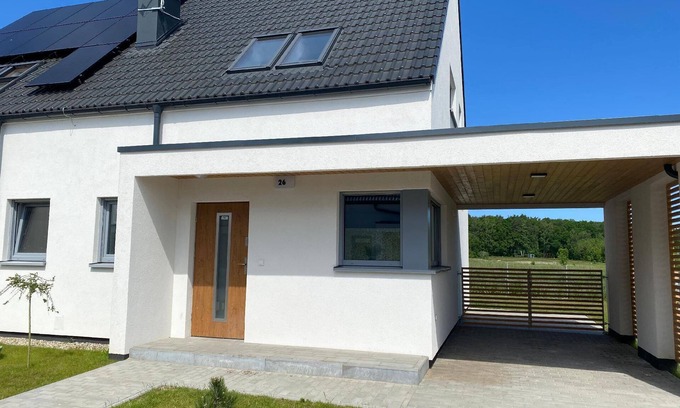 Trzesacz House | Cozy Holiday House Trzęsacz: Perfect for Families & Pets
