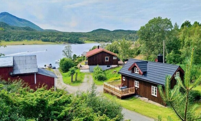 Aure House | Holiday house Tustna for 1 - 3 persons with 2 bedrooms - Holiday house