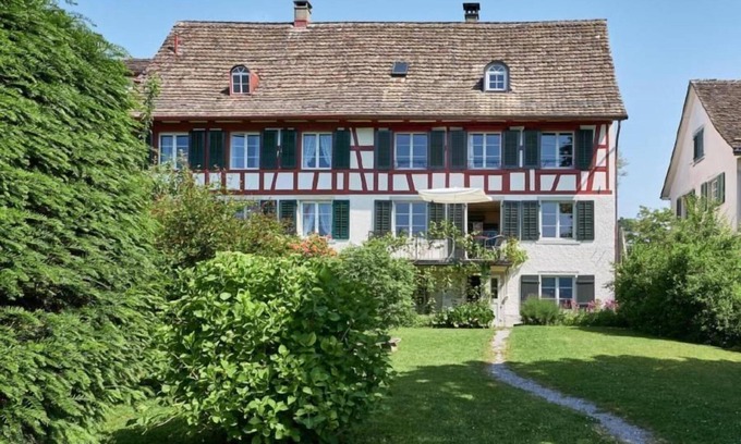 Meilen District House | Family-Friendly Holiday House Uerikon with 3 Bedrooms