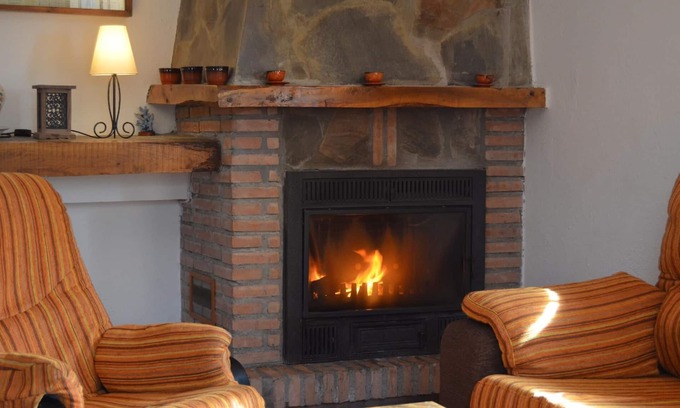 Nechite House | Comfortable Holiday House Valor for Families with Pool Access