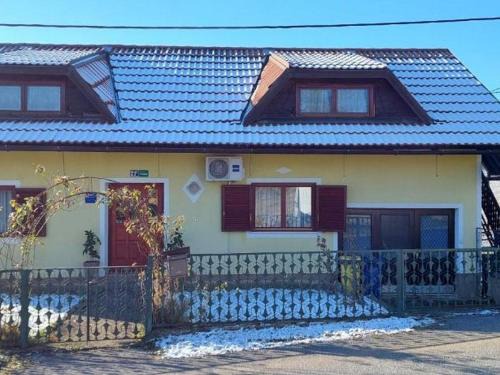 Generalski Stol House | Cozy Holiday House with Parking in Generalski Stol, Karlovac